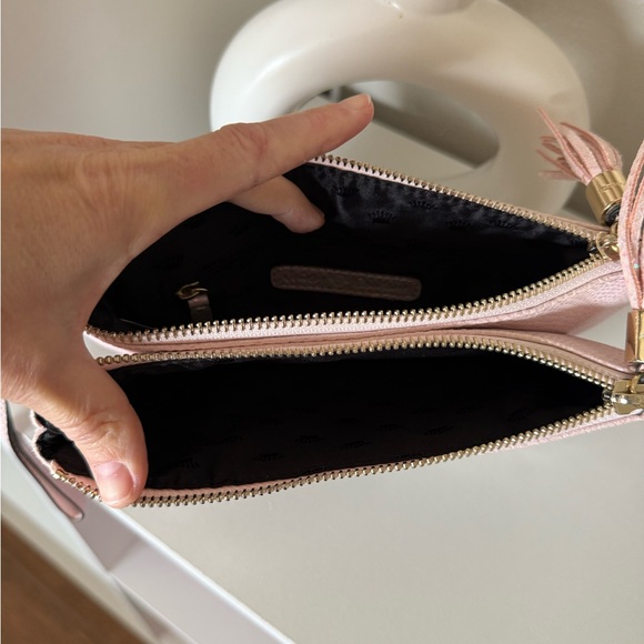 Juicy Couture wristlet - Picture 3 of 3